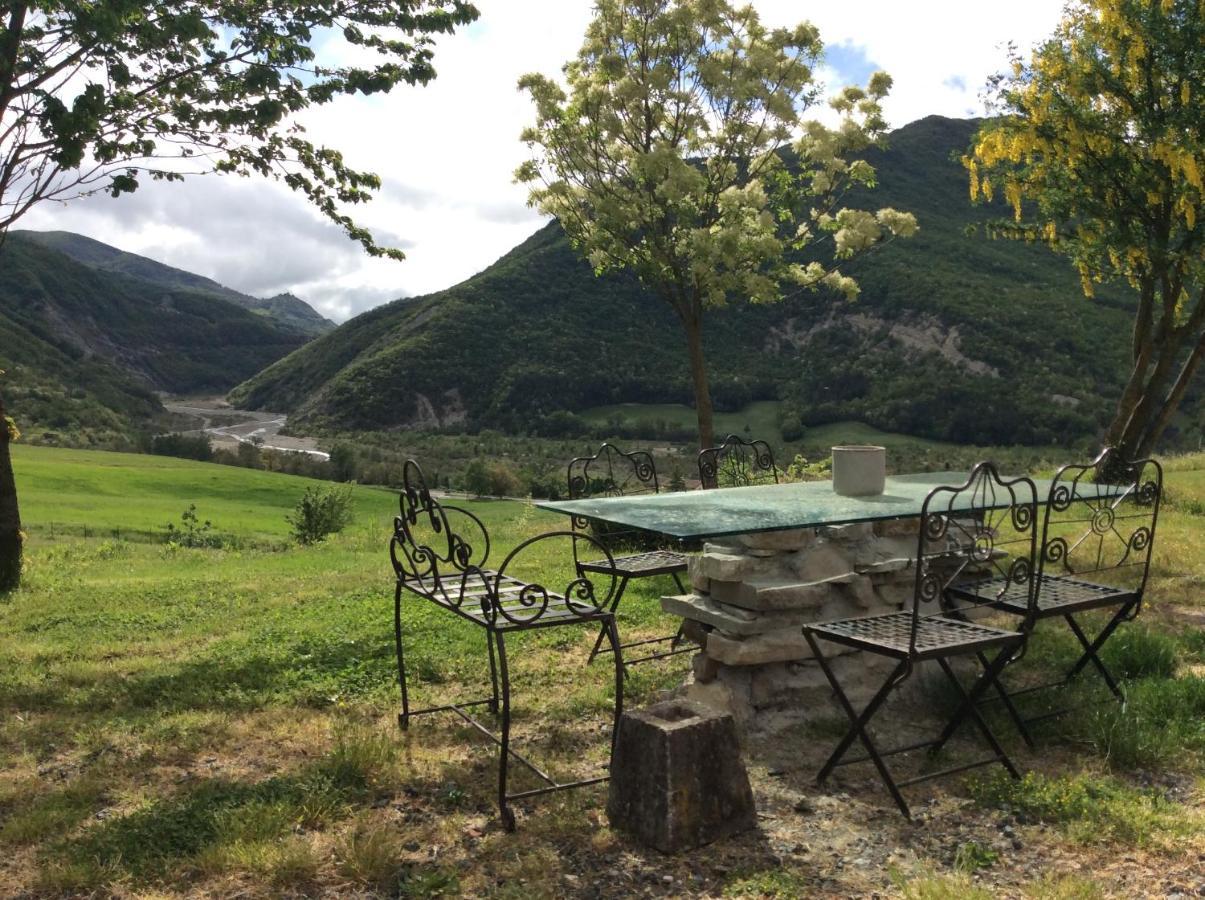 La Locanda Nel Vento Calestano Exteriör bild